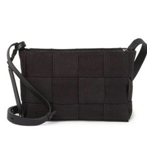 NEW LUCKY BRAND Black Anae Twill Woven Seatbelt Crossbody Bag